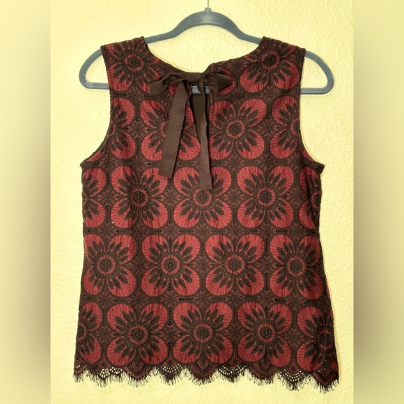 Banana Republic Sleeveless lace Top size s NWT - Picture 2 of 7